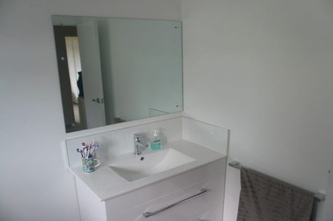 Photo of property in 9/133 Hutchinson Avenue, New Lynn, Auckland, 0600