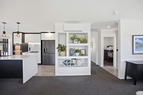 Photo of property in 16 Thomas Way, Brightwater, 7022