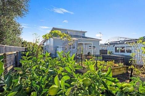 Photo of property in 93 Gonville Avenue, Gonville, Whanganui, 4501