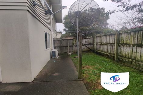 Photo of property in 3/240 Pakuranga Road, Pakuranga Heights, Auckland, 2010