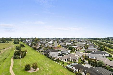 Photo of property in 36 Madison Street, Cambridge, 3434