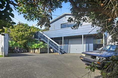 Photo of property in 1291 Whangaparaoa Road, Army Bay, Whangaparaoa, 0930