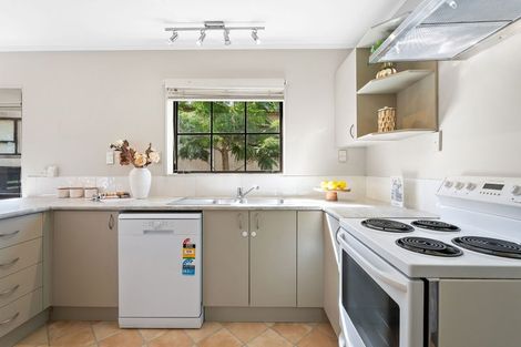 Photo of property in 2/97 Matipo Road, Mairangi Bay, Auckland, 0630