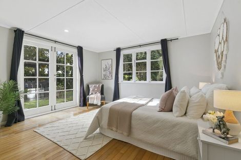 Photo of property in 14 Cecil Road, Tawa, Wellington, 5028