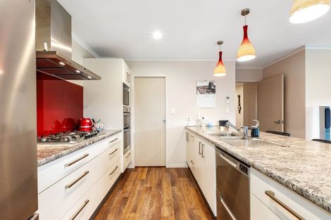 Photo of property in 21 Resolution Drive, Whitby, Porirua, 5024