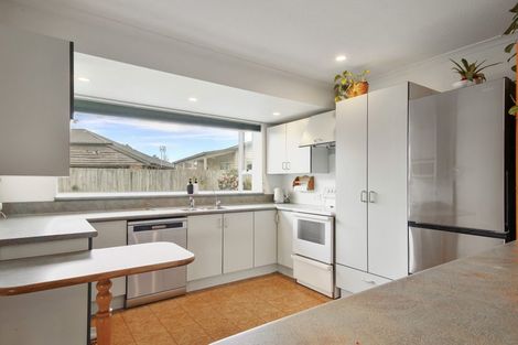 Photo of property in 7 Pentland Drive, Belfast, Christchurch, 8051