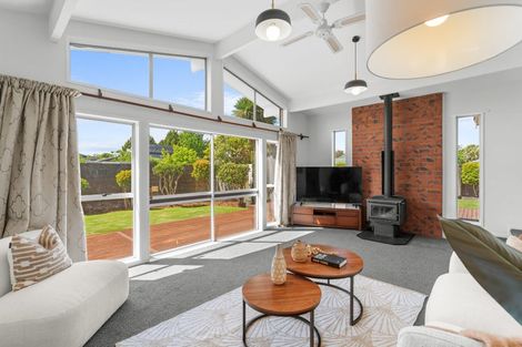 Photo of property in 11a Wyatt Place, Russley, Christchurch, 8042