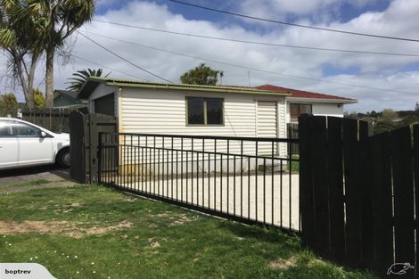 Photo of property in 94 Stanley Road, Glenfield, Auckland, 0629