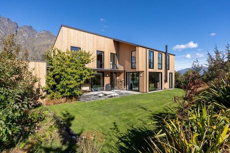Photo of property in 3 Torridon Court, Jacks Point, Queenstown, 9371