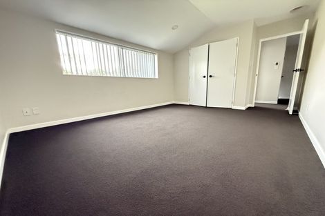 Photo of property in 4 Kearney Place, Massey, Auckland, 0614