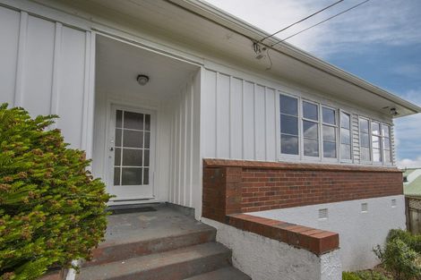 Photo of property in 22 Fraser Avenue, Johnsonville, Wellington, 6037