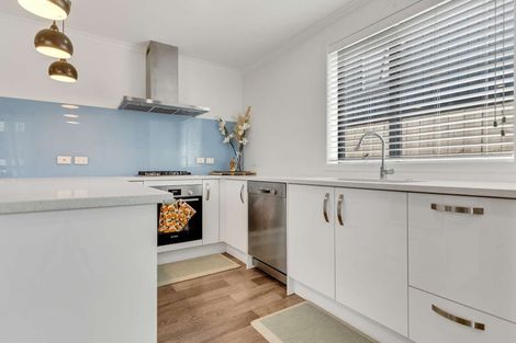 Photo of property in 62u2 Cabourne Drive, Glenview, Hamilton, 3206