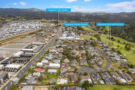 Photo of property in 39 Redlands Grove, Swanson, Auckland, 0612
