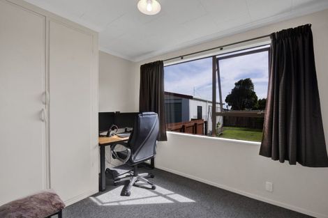 Photo of property in 38 Glamis Avenue, Bell Block, New Plymouth, 4312