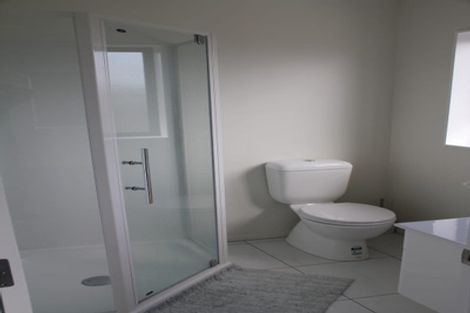 Photo of property in 20 Havana Rise, Grenada Village, Wellington, 6037