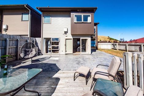 Photo of property in 23 Gifford Grove, Churton Park, Wellington, 6037