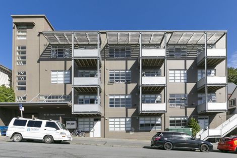 Photo of property in Vespa Apartments, 405/20 Hanson Street, Mount Cook, Wellington, 6021