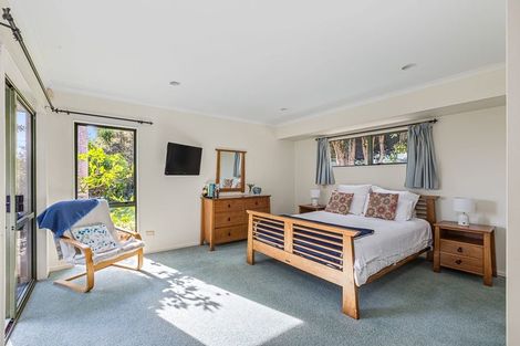 Photo of property in 2/67 Arran Road, Browns Bay, Auckland, 0630