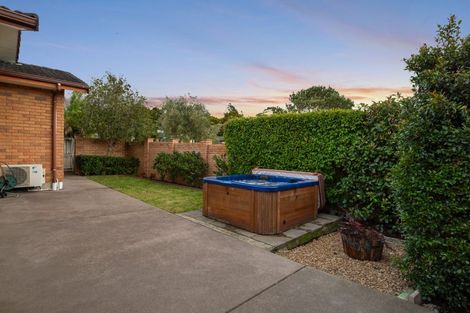 Photo of property in 8 Driftwood Drive, Red Beach, 0932