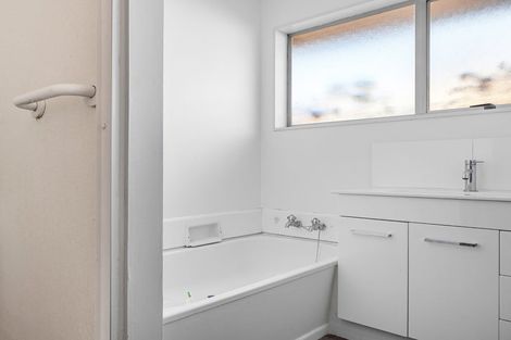 Photo of property in 5 Camrose Place, Ilam, Christchurch, 8041