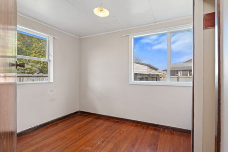 Photo of property in 11 Bronwyn Street, Mairehau, Christchurch, 8052