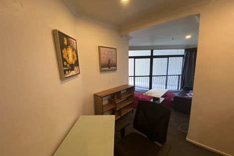 Photo of property in Terrace Garden Apartments, 2d/120 The Terrace, Wellington Central, Wellington, 6011