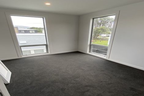 Photo of property in 52a Durham Crescent, Fairfield, Lower Hutt, 5011