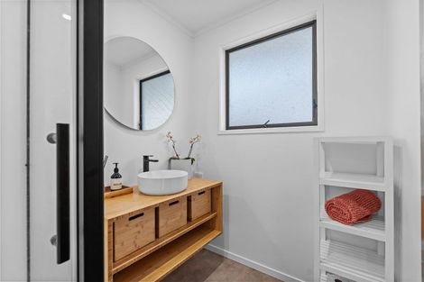 Photo of property in 16 Handforth Street, Onerahi, Whangarei, 0110