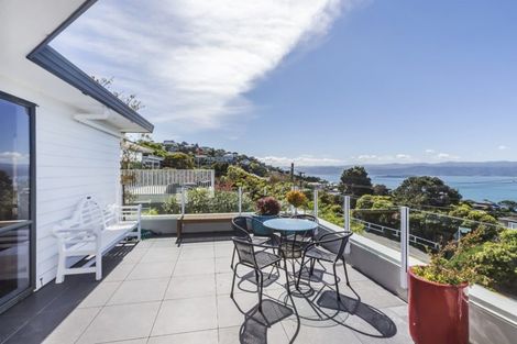 Photo of property in 15 Whitu Street, Khandallah, Wellington, 6035