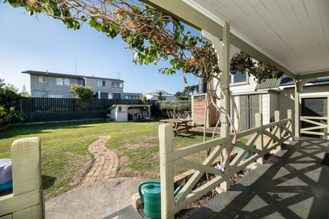 Photo of property in 24 Percy Road, Papamoa Beach, Papamoa, 3118