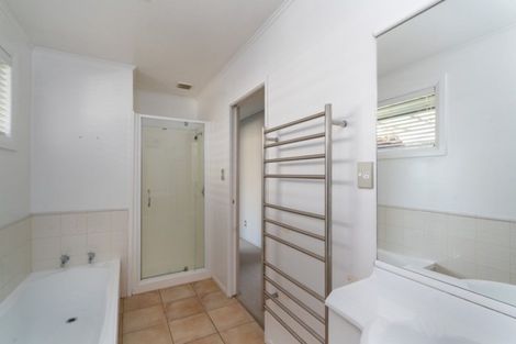 Photo of property in 10 Mccauley Grove, Hilltop, Taupo, 3330