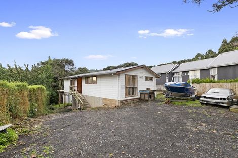 Photo of property in 55 Rimutaka Place, Titirangi, Auckland, 0604