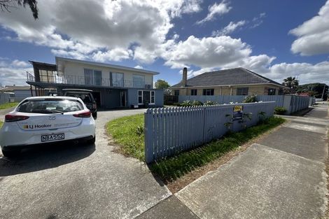 Photo of property in 409 Massey Road, Mangere East, Auckland, 2024