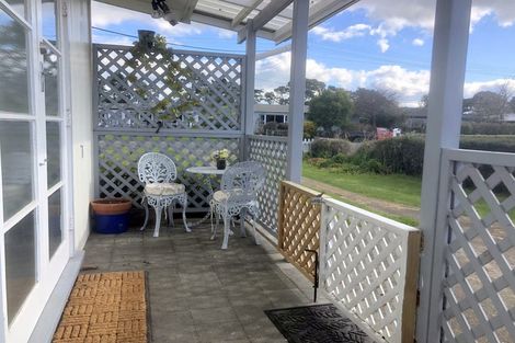 Photo of property in 9 Douglas Road, Waipukurau, 4200