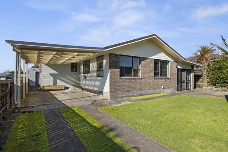 Photo of property in 30 Rahiri Street, Waitara, 4320