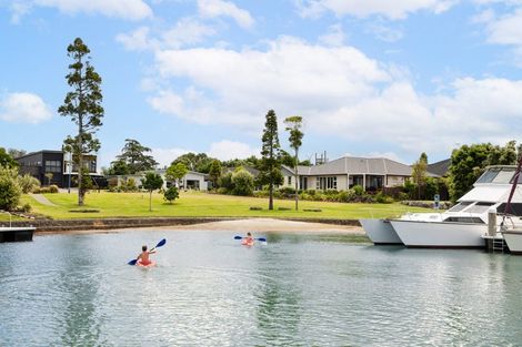 Photo of property in 4 Aho Lane, One Tree Point, 0118