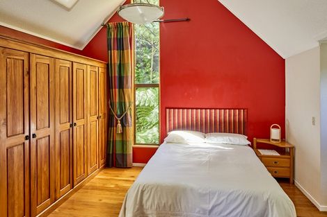 Photo of property in 126a Cheviot Road, Lowry Bay, Lower Hutt, 5013