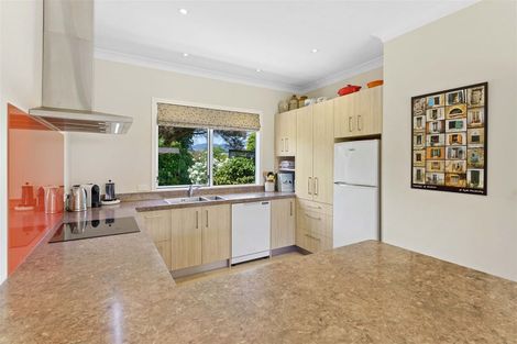Photo of property in 121 Belvedere Avenue, Waikanae, 5036