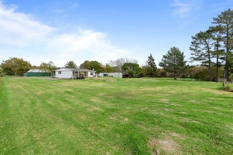 Photo of property in 198 Rautawhiri Road, Helensville, 0875