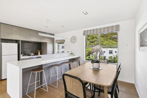 Photo of property in 66 Saddleback Grove, Karori, Wellington, 6012