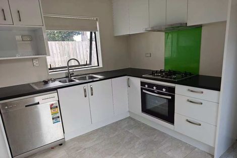 Photo of property in 15 Swan Crescent, Pakuranga, Auckland, 2010