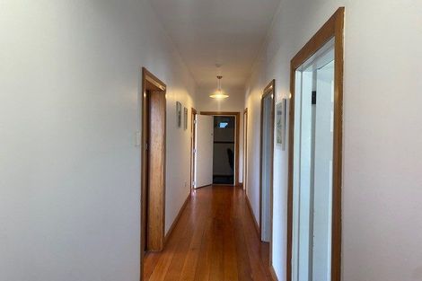Photo of property in 373 Carrington Street, Upper Vogeltown, New Plymouth, 4310