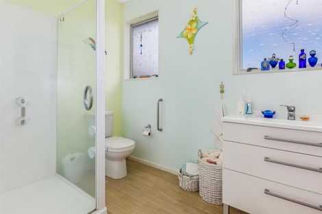 Photo of property in 4b The Track, Plimmerton, Porirua, 5026