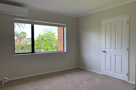 Photo of property in 1 San Carlo Court, Henderson, Auckland, 0612