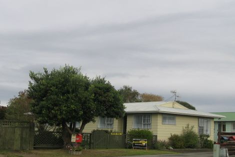 Photo of property in 15/b Cypress Grove, Paraparaumu, 5032