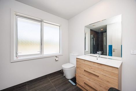 Photo of property in 985 Parewanui Road, Parewanui, Bulls, 4894