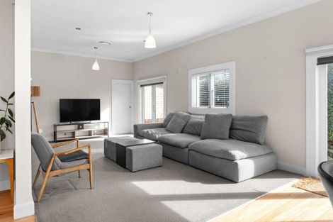 Photo of property in 15 Fairfield Road, Fairfield, Hamilton, 3214