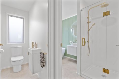 Photo of property in 9/2 Wilton Street, Westown, New Plymouth, 4310