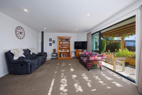 Photo of property in 17 Shearwater Drive, Kaikoura, 7300