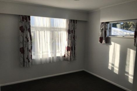 Photo of property in 1 Oaklea Avenue, Marton, 4710